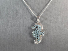 Load image into Gallery viewer, Womens Vintage Estate Sterling Silver Seahorse Pendant Necklace 7.3g E1587