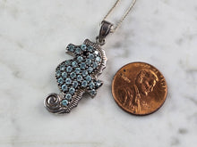Load image into Gallery viewer, Womens Vintage Estate Sterling Silver Seahorse Pendant Necklace 7.3g E1587