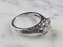 Load image into Gallery viewer, Womens Vintage Estate 14K White Gold Diamond Wedding Ring 4.4g E1603