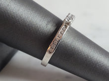 Load image into Gallery viewer, Womens Estate Sterling Silver CZ Ring 2.6g E1606