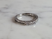 Load image into Gallery viewer, Womens Estate Sterling Silver CZ Ring 2.6g E1606