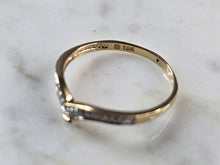 Load image into Gallery viewer, Womens Vintage Estate 10K Yellow Gold Diamond Wedding Ring Set 4.0g E1606