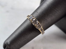 Load image into Gallery viewer, Womens Vintage Estate 14K Yellow Gold Salt &amp; Pepper Diamond Ring 2.8g #E1611