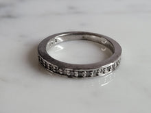 Load image into Gallery viewer, Womens Estate Sterling Silver CZ Ring 2.4g E1629