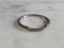 Load image into Gallery viewer, Womens Estate Sterling Silver CZ Spacer Ring 1.1g E1630