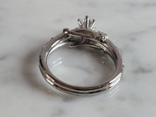 Load image into Gallery viewer, Womens Estate Sterling Silver CZ Ring 3.4g E1632