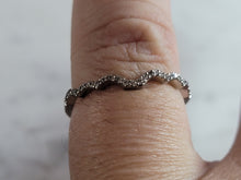 Load image into Gallery viewer, Womens Estate Sterling Silver CZ Spacer Ring 1.1g E1636