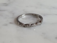 Load image into Gallery viewer, Womens Estate Sterling Silver CZ Spacer Ring 1.0g E1637