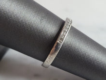 Load image into Gallery viewer, Womens Estate Sterling Silver CZ Ring 2.0g E1638