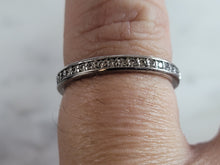 Load image into Gallery viewer, Womens Estate Sterling Silver CZ Ring 2.0g E1638