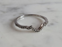 Load image into Gallery viewer, Womens Estate Sterling Silver CZ Spacer Ring 1.0g E1639