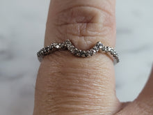 Load image into Gallery viewer, Womens Estate Sterling Silver CZ Spacer Ring 1.0g E1639