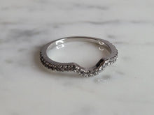 Load image into Gallery viewer, Womens Estate Sterling Silver CZ Spacer Ring 1.4g E1640