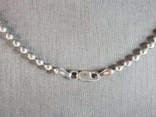 Load image into Gallery viewer, Womens Vintage Estate Sterling Silver Italian Beaded Necklace 10.8g E1642