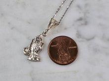 Load image into Gallery viewer, Womens Vintage Estate Sterling Silver Praying Hands Necklace Pendant 3.6g E1659