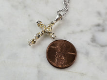 Load image into Gallery viewer, Women Vintage Estate Sterling Silver Religious Cross Pendant Necklace 3.4g E1661