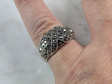 Load image into Gallery viewer, Womens Vintage Estate Sterling Silver Ring 6.7g E1672