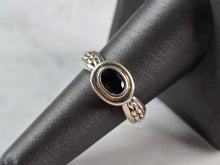 Load image into Gallery viewer, Womens Vintage Estate Sterling Silver Onyx Stone Ring 5.5g E1679