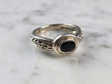 Load image into Gallery viewer, Womens Vintage Estate Sterling Silver Onyx Stone Ring 5.5g E1679