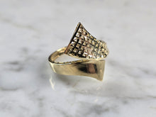 Load image into Gallery viewer, Womens 10K Yellow Gold Modernist Filigree Ring 2.3g E1692