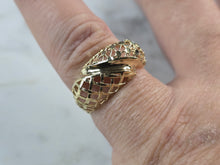 Load image into Gallery viewer, Womens 10K Yellow Gold Modernist Filigree Ring 1.5g E1696