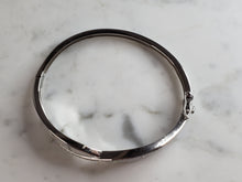Load image into Gallery viewer, Womens Estate Sterling Silver Modernist Opal Bangle Bracelet 18.8g E1714