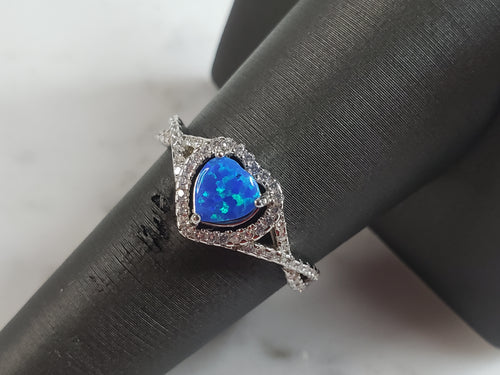 Womens Estate Sterling Silver Modernist Blue Opal Heart Ring 2.7g E1720