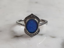 Load image into Gallery viewer, Womens Estate Sterling Silver Modernist Blue Opal Ring 3.5g E1725