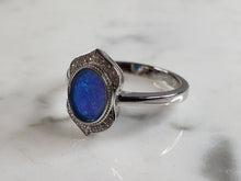 Load image into Gallery viewer, Womens Estate Sterling Silver Modernist Blue Opal Ring 3.5g E1725