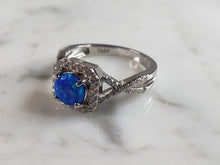 Load image into Gallery viewer, Womens Estate Sterling Silver Modernist Blue Opal Ring 2.9g E1728