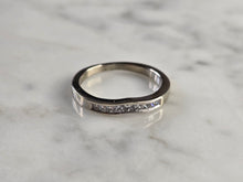 Load image into Gallery viewer, Womens Vintage Estate 10K White Gold Diamond Ring 2.0g E1729