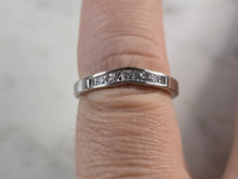 Load image into Gallery viewer, Womens Vintage Estate 10K White Gold Diamond Ring 2.0g E1729