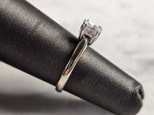 Load image into Gallery viewer, Womens Vintage Estate 14k White Gold Diamond Magic Glo Ring 2.7g E1737