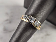 Load image into Gallery viewer, Womens Vintage Estate 14K Yellow Gold Diamond Ring, 5.6g E1747