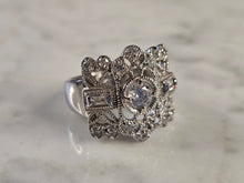 Load image into Gallery viewer, Womens Vintage Estate Sterling Silver CZ Ring 6.3g E1771