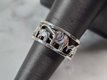 Load image into Gallery viewer, Womens Vintage Estate Sterling Silver Elephant Band Ring 6.8g E1806