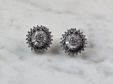 Load image into Gallery viewer, Womens Vintage Estate Sterling Silver Flower CZ Earrings 4.2g #E1822