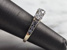 Load image into Gallery viewer, Womens Vintage Estate 14K White Gold 1.5cts Diamond Heart Ring, 4.7g E1836