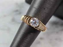 Load image into Gallery viewer, Womens Vintage Estate 14k Gold Diamond Stuller Ring 5.0g E1846