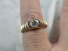 Load image into Gallery viewer, Womens Vintage Estate 14k Gold Diamond Stuller Ring 5.0g E1846