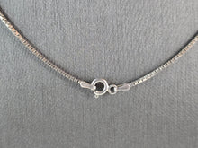 Load image into Gallery viewer, Womens Estate Sterling Silver Modernist Pendant &amp; Necklace 12.7g E1862