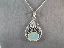 Load image into Gallery viewer, Womens Vintage Estate Sterling Silver Chalcedony Necklace 11.6g E1864