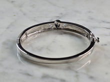 Load image into Gallery viewer, Womens Sterling Silver Modernist Opal Bangle Bracelet 20.0g E1902