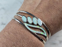 Load image into Gallery viewer, Womens Sterling Silver Modernist Opal Cuff Bracelet 19.1g E1905