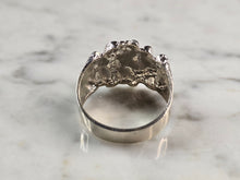 Load image into Gallery viewer, Mens Vintage Estate Sterling Silver Nugget Style Ring 5.3g E1909