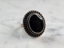Load image into Gallery viewer, Womens Vintage Estate Sterling Silver Victorian Style Onyx Ring 10.7g E1914