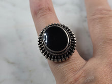 Load image into Gallery viewer, Womens Vintage Estate Sterling Silver Victorian Style Onyx Ring 10.7g E1914