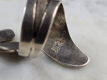 Load image into Gallery viewer, Womens Vintage Estate Sterling Silver Modernist Ring 8.0g E1915