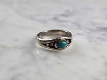 Load image into Gallery viewer, Womens Vintage Estate Sterling Silver Modernist Turquoise Ring 4.5g E1926