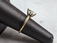 Load image into Gallery viewer, Womens Vintage Estate 14K Gold Marquise Diamond Engagement Ring  2.6g E1936